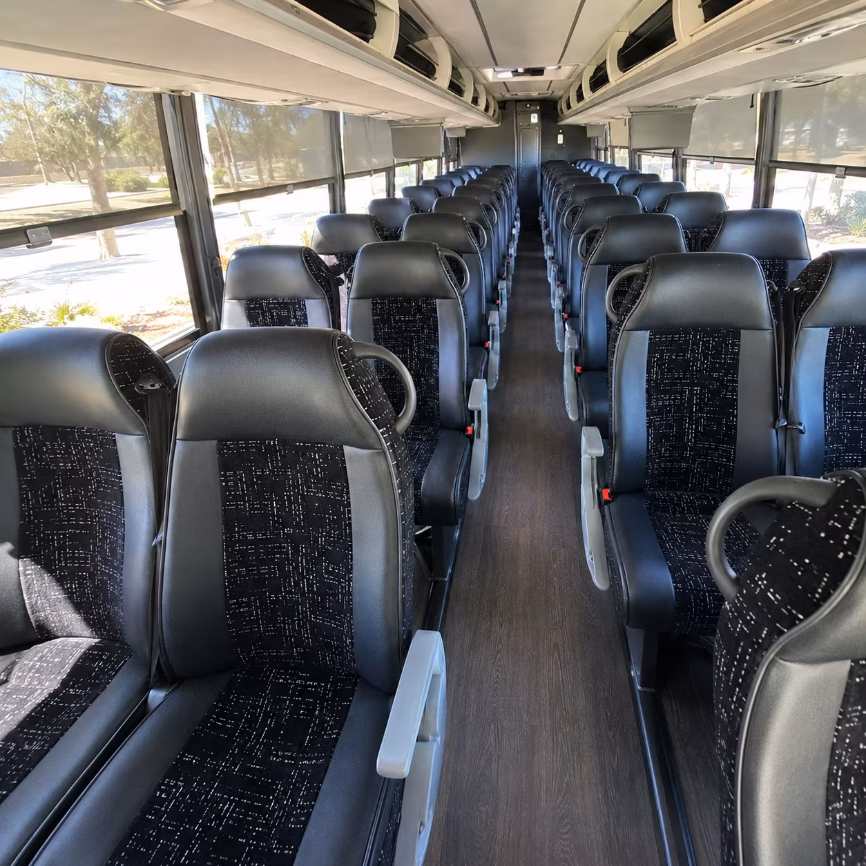 find and book transportation for your next airport transfer 2