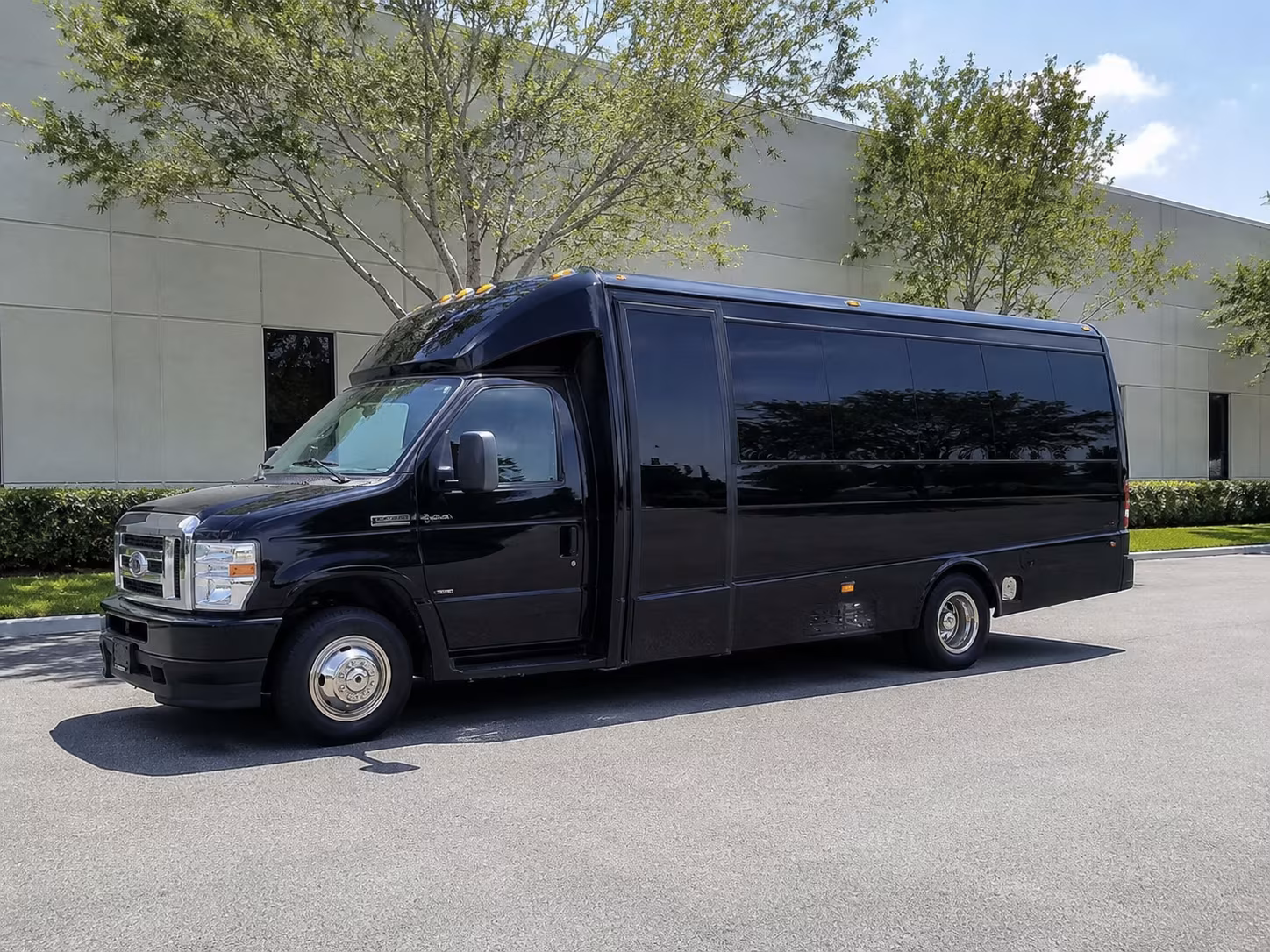 find and book transportation for your next private event 4
