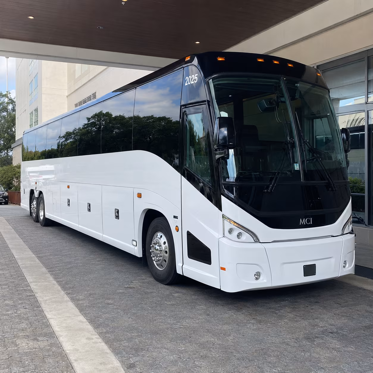 winston salem 54 passenger charter bus
